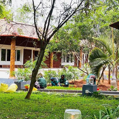Aara Jungle Resort Коимбатур Экстерьер фото