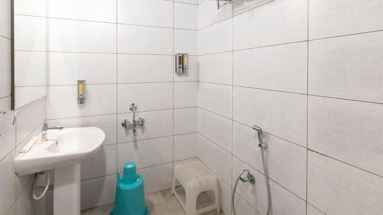 Aara Jungle Resort Коимбатур Экстерьер фото